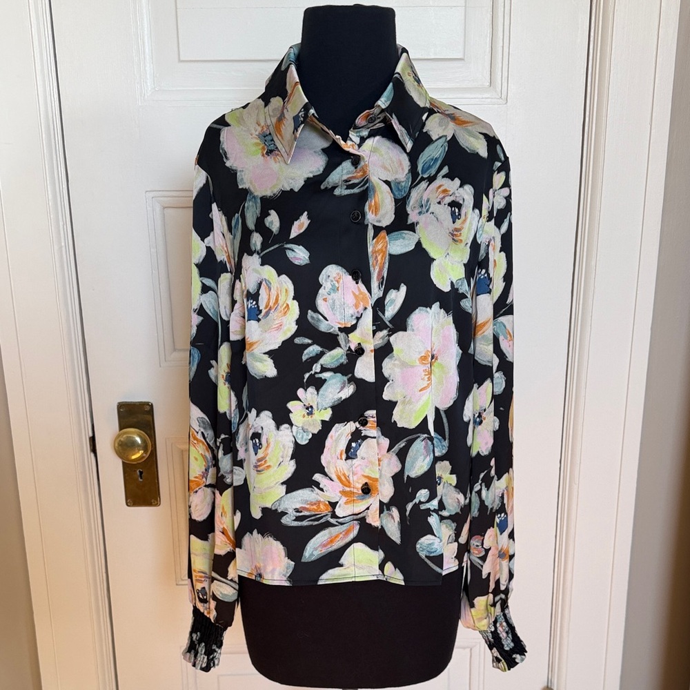 CAbi 4840 Zelda Blouse NWT Sz S